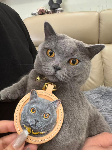 Custom Leather Pet Portrait Keychain-cat